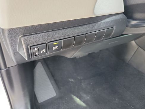 Used 2026 Toyota Corolla LE FWD image 25