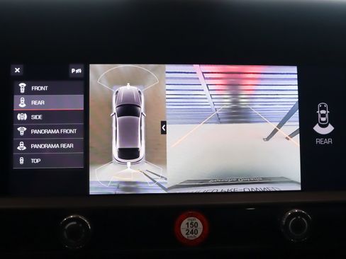 Used 2025 Porsche Macan GTS image 21