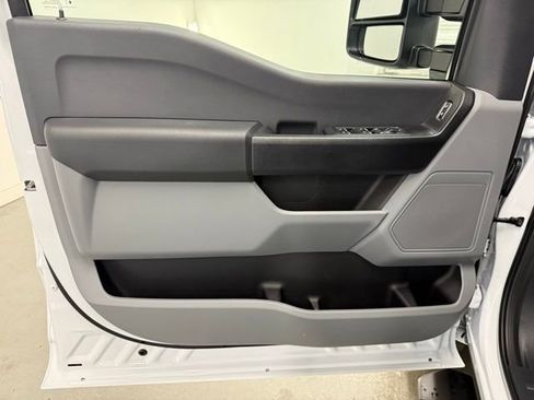 New 2026 Ford F350 XL w/ XL Chrome Package image 13