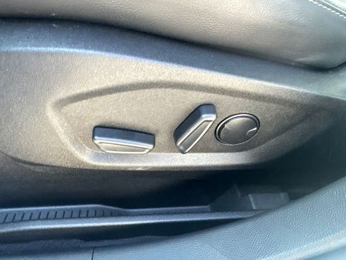 Used 2024 Ford Edge SEL w/ Convenience Package AWD/4WD image 8