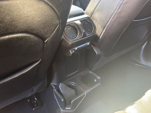 Used 2024 Jeep Wrangler Sport S AWD/4WD image 35