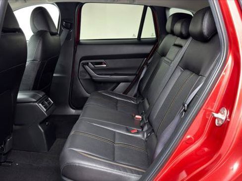 Used 2025 MAZDA CX-50 AWD 2.5 Hybrid w/ Premium Pkg image 17