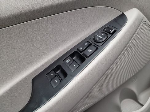 Used 2020 Hyundai Tucson SE w/ Cargo Package FWD image 27