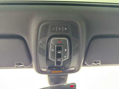 Used 2018 Audi Q7 3.0T Prestige w/ Prestige Package AWD/4WD image 14