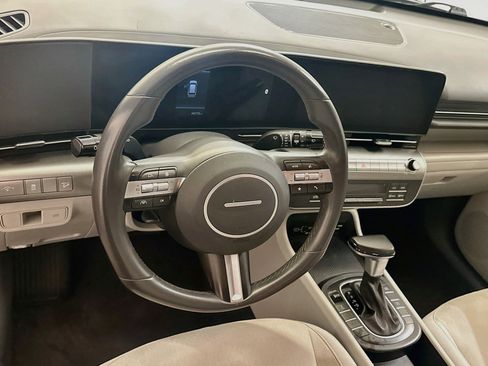 Used 2025 Hyundai Kona SEL AWD/4WD image 18