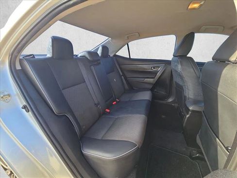 Used 2015 Toyota Corolla S image 18