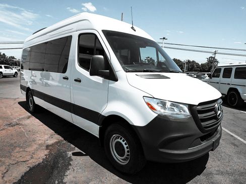 Used 2026 Mercedes-Benz Sprinter 2500 image 3
