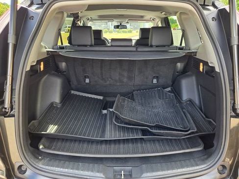 Used 2018 Honda CR-V Touring image 18