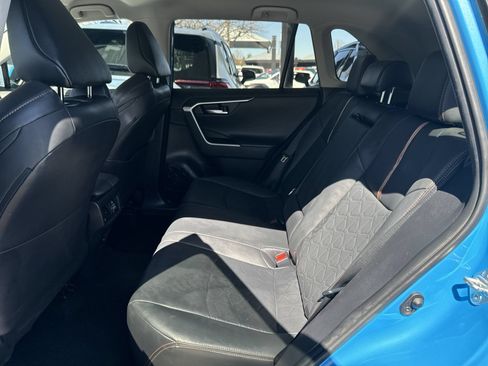 Used 2021 Toyota RAV4 AWD image 15