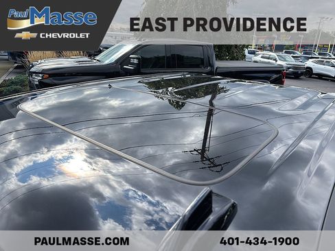 Used 2025 Chevrolet Silverado 1500 High Country w/ High Country Premium Package AWD/4WD image 10