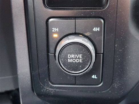 Used 2023 Ford F150 XLT image 16