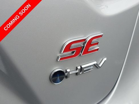 Used 2025 Toyota Corolla SE w/ SE Premium Package FWD image 11