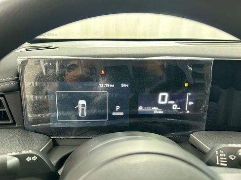 New 2026 Nissan Kicks SV w/ Charging Package AWD/4WD image 15