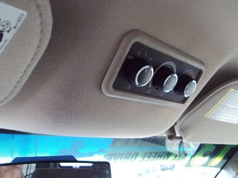 Used 2013 Chevrolet Express 1500 LT w/ LT Preferred Equipment Group AWD/4WD image 22