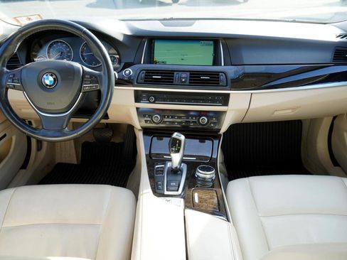 Used 2014 BMW 528i xDrive Sedan image 12