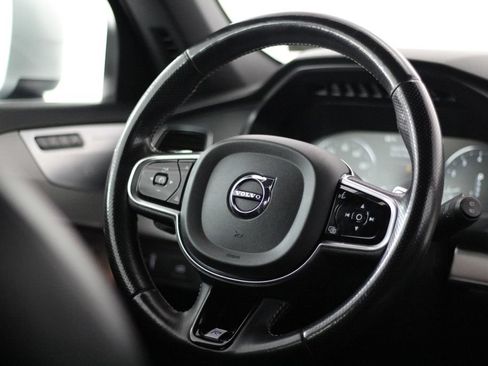 Used 2016 Volvo XC90 T6 R-Design w/ Protection Package Plus AWD/4WD image 11