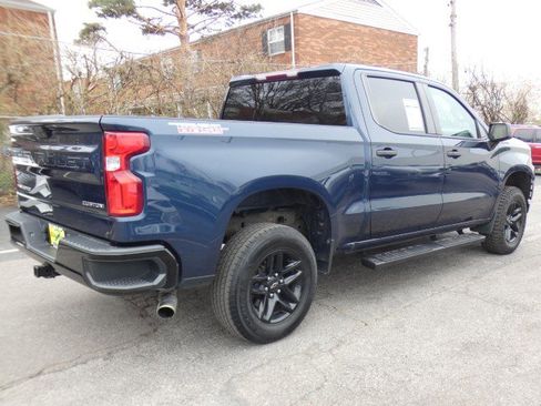 Used 2020 Chevrolet Silverado 1500 Custom Trail Boss w/ Custom Convenience Package AWD/4WD image 3
