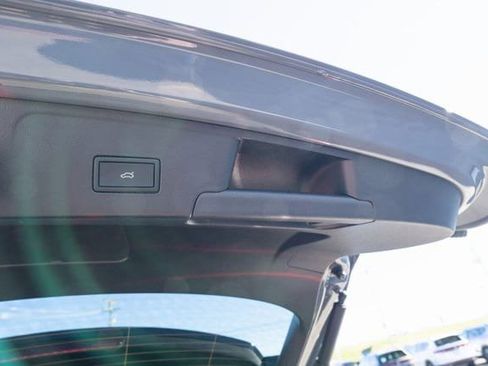 New 2026 Volkswagen Atlas Cross Sport SE image 37