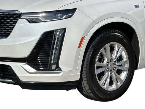 Certified 2024 Cadillac XT6 Luxury w/ LPO, Floor Liner Package AWD/4WD image 6