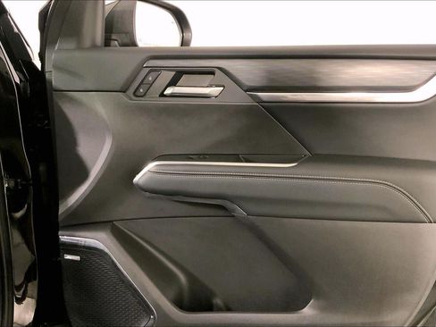 Used 2026 GMC Acadia Elevation w/ Elevation Premium Package FWD image 26