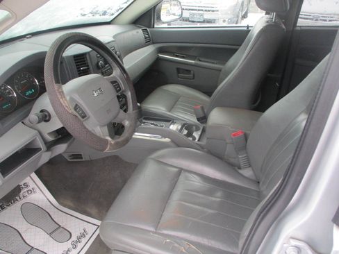 Used 2007 Jeep Grand Cherokee Laredo image 11