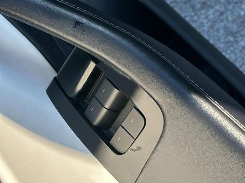 Used 2018 Tesla Model 3 Mid Range image 15