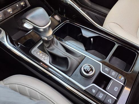 Used 2021 Kia Sorento SX image 12