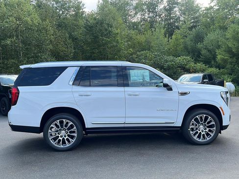New 2026 GMC Yukon Denali w/ Sun & Power Step Package AWD/4WD image 6