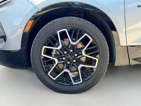 Used 2023 Chevrolet Blazer RS w/ Driver Confidence II Package image 33