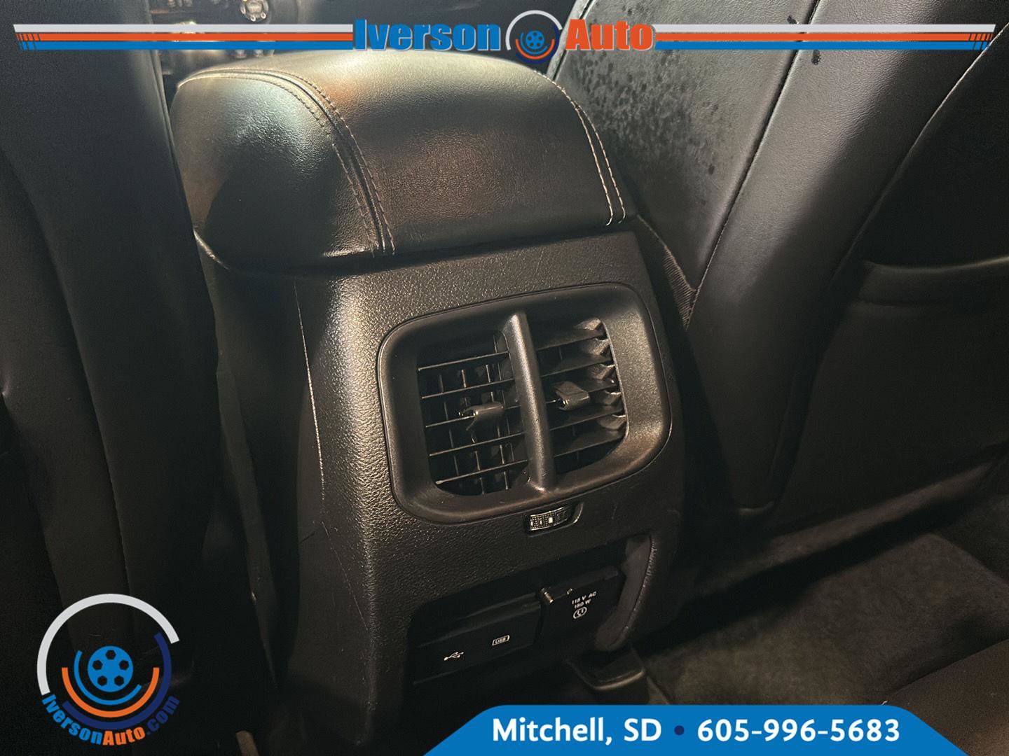 Used 2019 Jeep Cherokee Limited AWD/4WD image 27