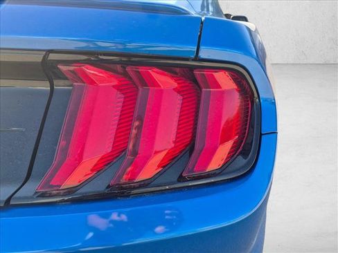Used 2019 Ford Mustang Coupe w/ Equipment Group 101A RWD image 11