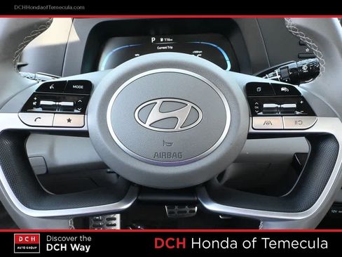 Used 2025 Hyundai Elantra Sport FWD image 9