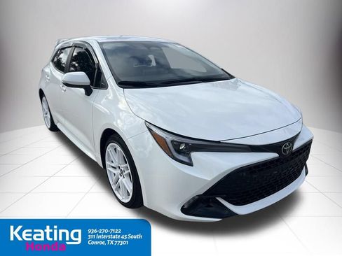 Used 2026 Toyota Corolla SE FWD image 3