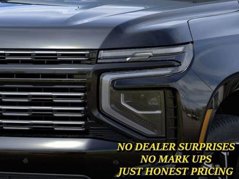 New 2026 Chevrolet Suburban High Country w/ LPO, Illumination Package AWD/4WD image 10