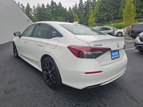 Used 2026 Honda Civic Sport image 5