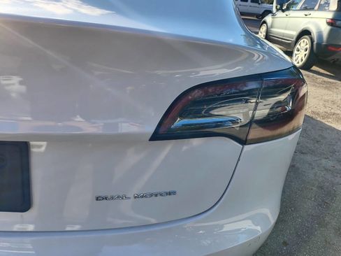 Used 2022 Tesla Model 3 Long Range AWD/4WD image 24