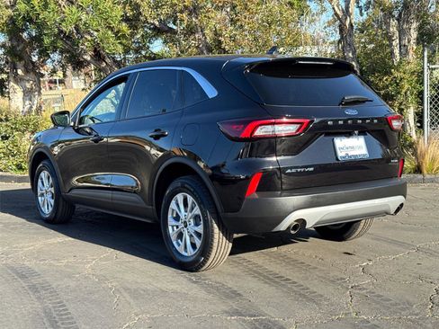 Certified 2024 Ford Escape Active image 11