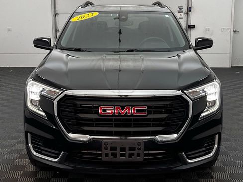 Used 2022 GMC Terrain SLE w/ Driver Convenience Package image 17