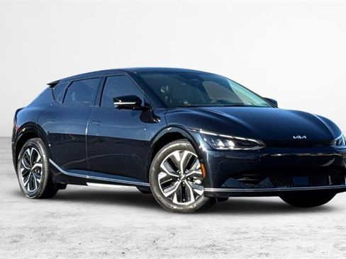 Certified 2024 Kia EV6 Wind w/ Wind Technology Package image 2