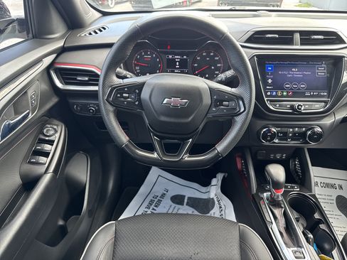 Certified 2023 Chevrolet TrailBlazer RS w/ Convenience Package FWD image 12