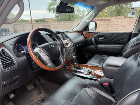 Used 2016 INFINITI QX80 2WD w/ Deluxe Technology Package image 14