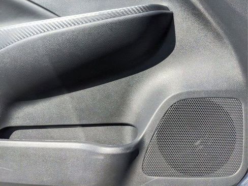 New 2025 Nissan Versa SR w/ Trunk Package image 22