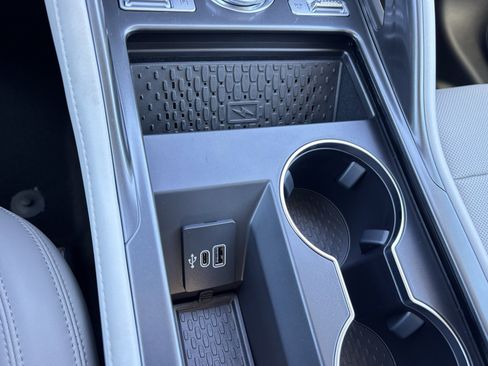 New 2026 Lincoln Nautilus Premiere image 23