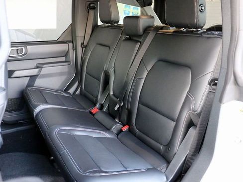 New 2026 Ford Bronco Outer Banks image 19