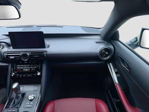 Used 2025 Lexus IS 350 F Sport RWD image 17