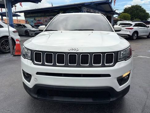 Used 2021 Jeep Compass Latitude AWD/4WD image 3