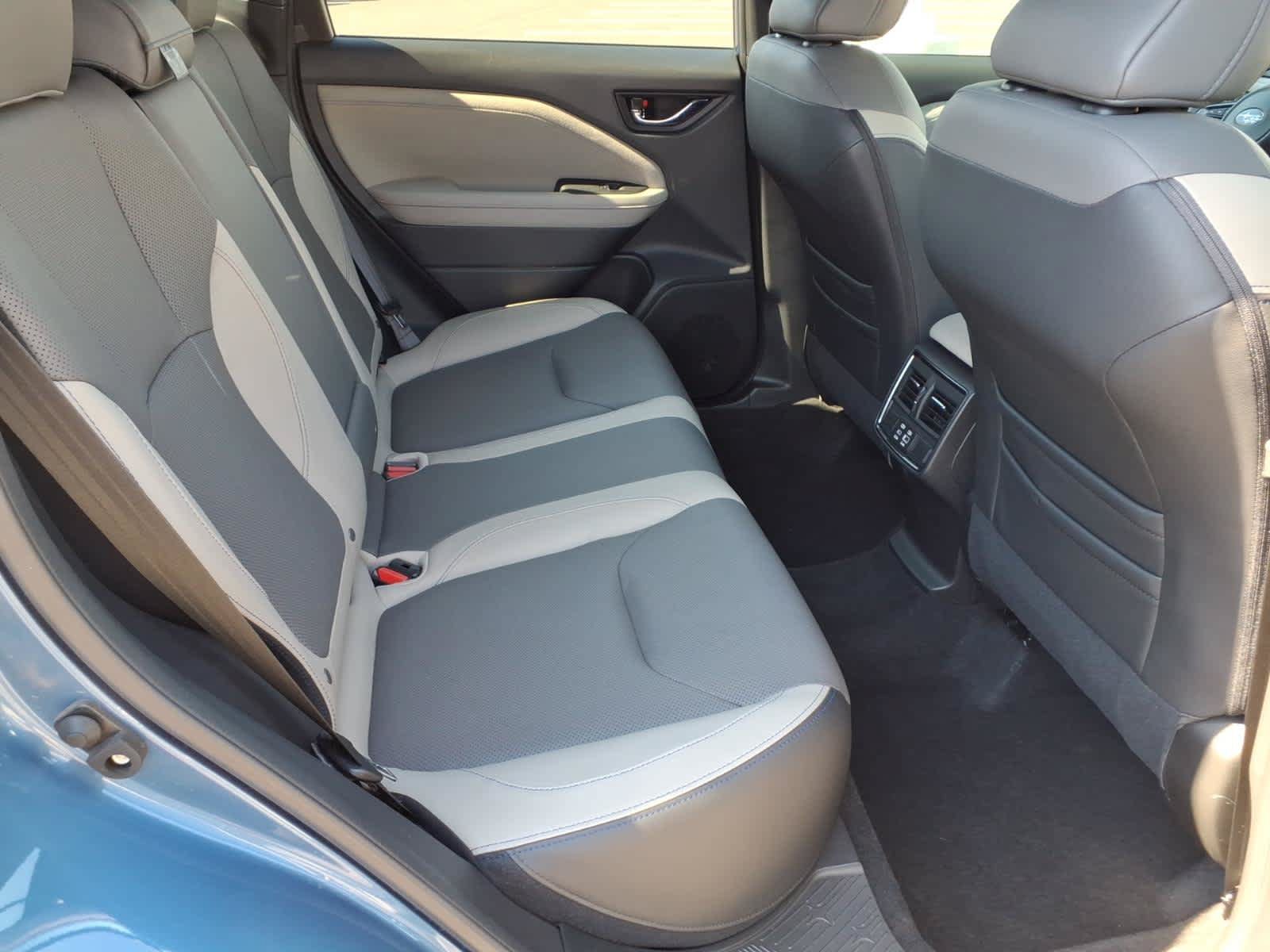 Used 2025 Subaru Forester Limited AWD/4WD image 20