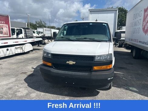 Used 2020 Chevrolet Express 2500 w/ Communications Package image 3
