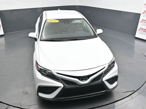 Used 2024 Toyota Camry SE image 22