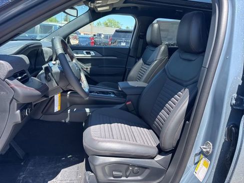 New 2026 Ford Explorer ST-Line AWD/4WD image 9